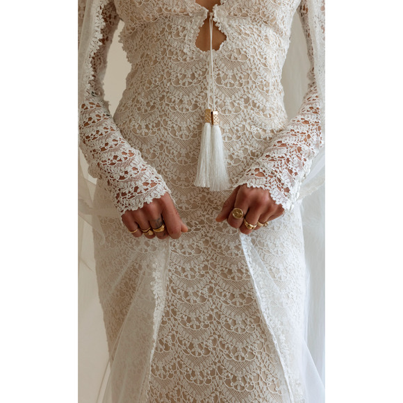 Daughters of Simone Recy Lace Wedding Dress Open Back Long Sleeve Gown Large - Picture 2 of 6